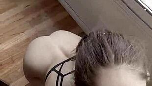 de nuevo en mi ojito con esta hermosa morena amateur