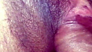 น้ำเงี่ยนที่หลั่งไหลออกจากหีเป็นครั้งแรก