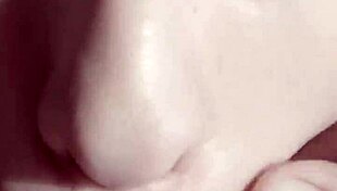 de nuevo en mi ojito con esta hermosa morena amateur