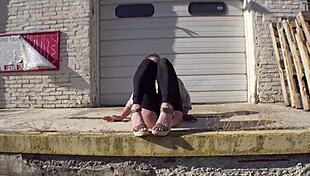 hey, check out this 43yo housewife flashing her big ass in buttless pants on the docks! 😏