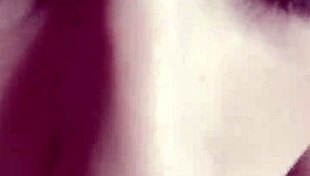 de nuevo en mi ojito con esta hermosa morena amateur