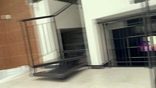 i was in the pool with my freind, we fuked and she gave me a blowjob, creampie in her tite pussy.