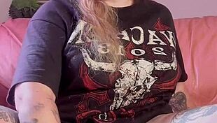 I use a huge toy to stretch my big pussy wide open.