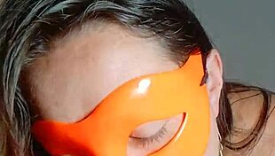 I masturbaate for the bose, luv strangers