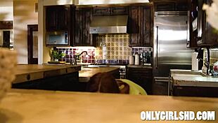 Crush Confession Ashlyn And Siri Scissor To Cum With Taboo Milf