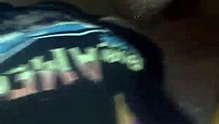 una mamada rápida en el baño abandonado con monster cock y wet pussy 😈