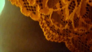 i'm an amatuer wife who wants the neighbr to fuck my ass