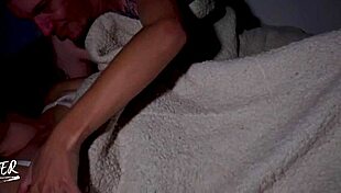 Gostosa Com Rabo Gordo Squirtando Orgasmos