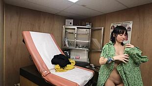 scarlett johnson feels the passion in her medical tit consultation part 2