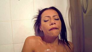 i caugh the milf squirting in the shower