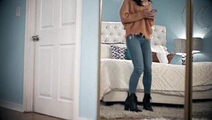 Latina Petite Evelyn Claire And Izzy Lush Tease With Wet Fingering And Tribbing!