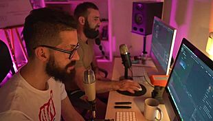 Jaxrton Wheeler teaches BDSM domination with cum in mouth!