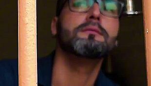 Se tem um homem feliz nesse mundo é esse corno com blowjob humiliation 😏