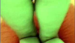 Friend, come over so I can feel you fill my pussy with cum