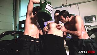 Jodie James Takes Double Penetration Anal!