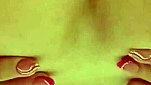 Ah just look at mala dvojka's sexy milf ass and pussy