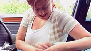 i'm a yung redhed bbw grl in tha car