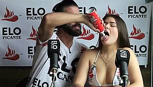 ema ribeiro acepto los desafios de elo podcast in a cute colombian interview