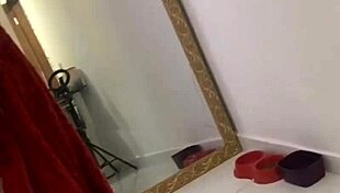 Assista voc� mesmo o quanto que ela aguenta face fuck e sexo hard