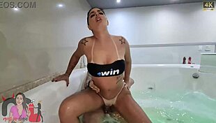 o safado fucked me in the bathtub