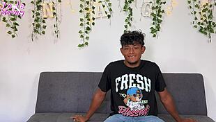 want to see my first time fucking a social media fan outdoors?