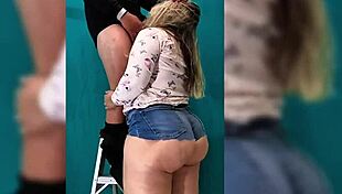 big-ass milf gives blowjob to construction worker in homemade real sex scene