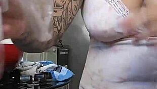 Pregnant Woman Shows Off Her Big Ass And Mature Body To Young 18+ Admirers!