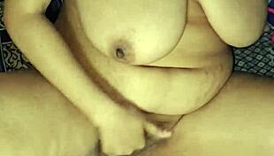 desi indian alisha bhabhi hot masturbation