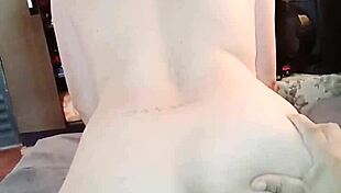 Naree rides during squats, wanting creampie in her tasty pussy