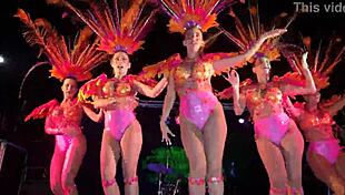 why wear pantyhose and stockings on that big ass?