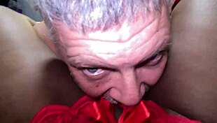 flower gets tied up and her pussy licked