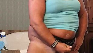 Darcy CUMMING at home in her private moment