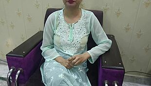 Hei, mau lihat cewek India panas yang terbaik ditumbuk keras sama tuan rumah?