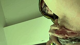 Morning Jerk Off On My Pussy