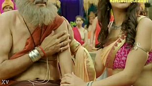 Kecantikan gemuk riang tunjuk tindik pusat dalam