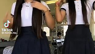 Argentina rica pillada en la calle, intriguing moment