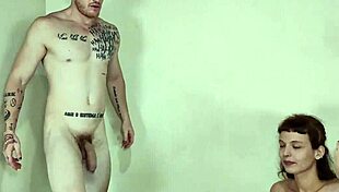 I became the couple's plaything and came intensely.