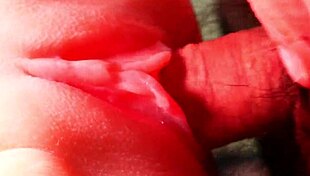 I prefer cumming outside her body 😏