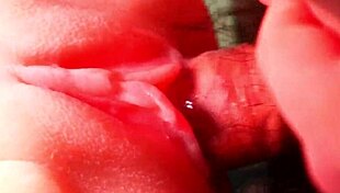 I prefer cumming outside her body 😏