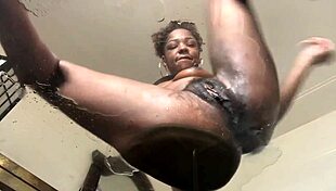 Cum get sum squirting royalties with ebony wet pussy masturbation