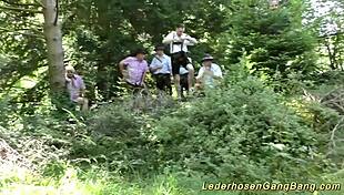 i'm in outdor groupsex with deepthroat, anal, blowbang, and bukkake