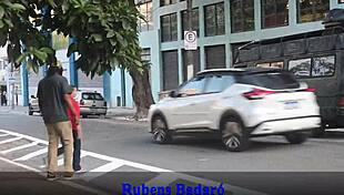 black guy pounds grandma's pussy in sao paulo motor home streets