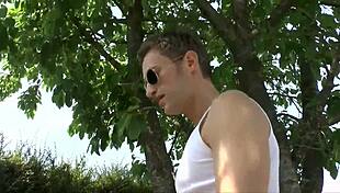 He meets a hot brunette in the country and fucks her ass deep 😏🌳