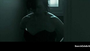 juliette binoche in elles magazine 2012