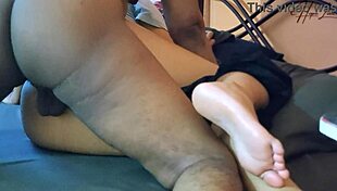 Huge Asian Girl's Juicy Big Pussy Fuck