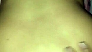 Vietnamese girlfriend gets bent over for doggystyle