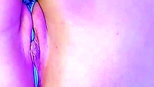 Sweet pussyfucking makes her horny