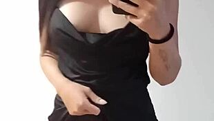 beautiful big natural tits babe getting sexy attention 😘