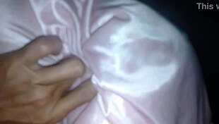 เย็ดเข้าไปในรูหีสาวใหญ่จนน้ำแตก