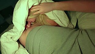 wow, stepmom gives blowjob and gets pussy drenched in cum on holiday 😏